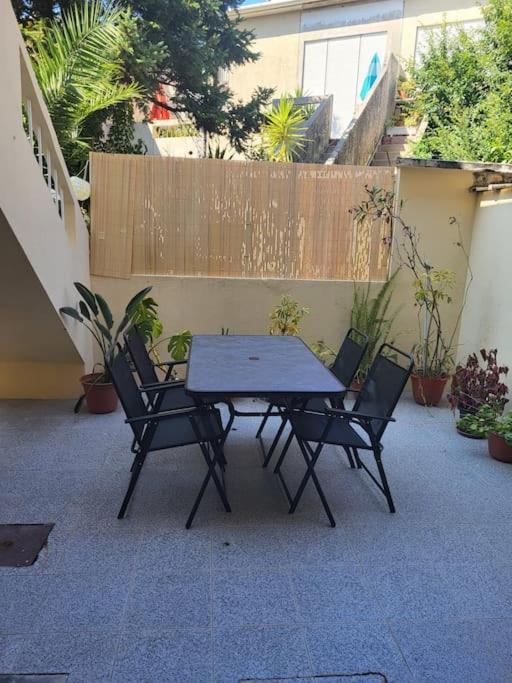 Roomy & Patio - 2 Bedroom Flat Porto Zewnętrze zdjęcie